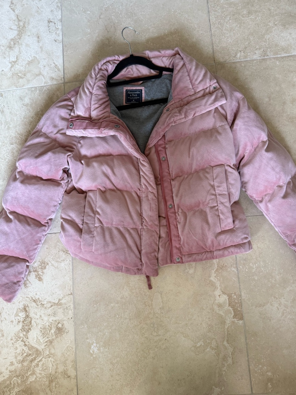 Abercrombie & Fitch Velvet Puffer Jacket Blush Rose Pink Women’s Medium - Picture 2 of 6